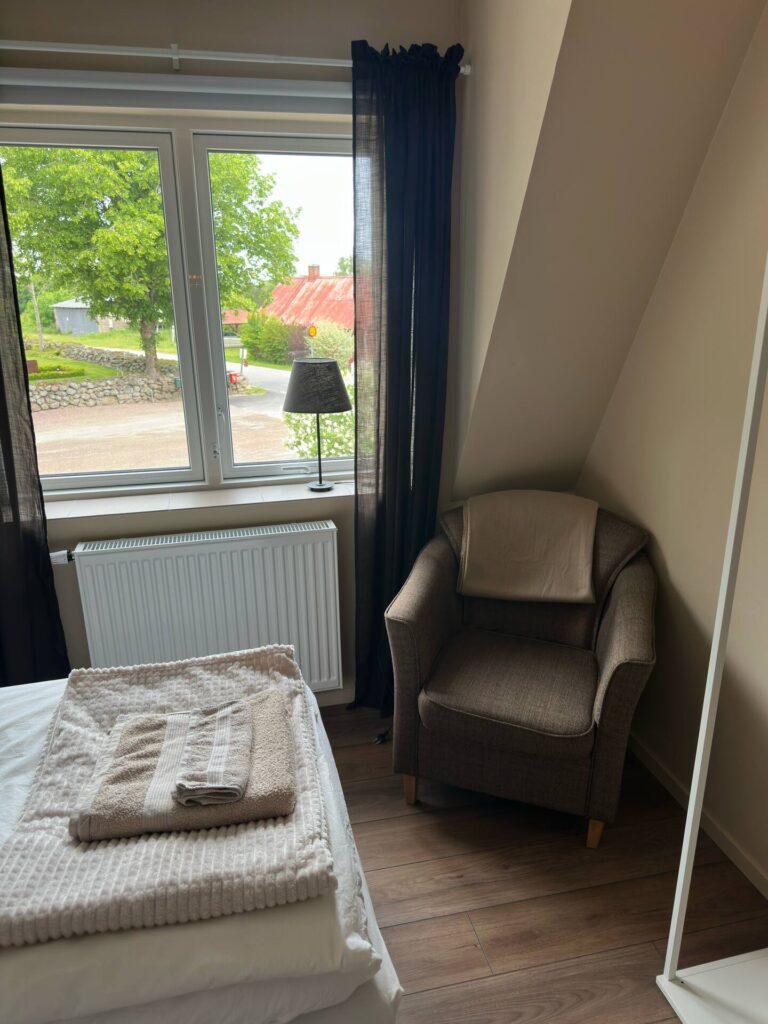 Room 1