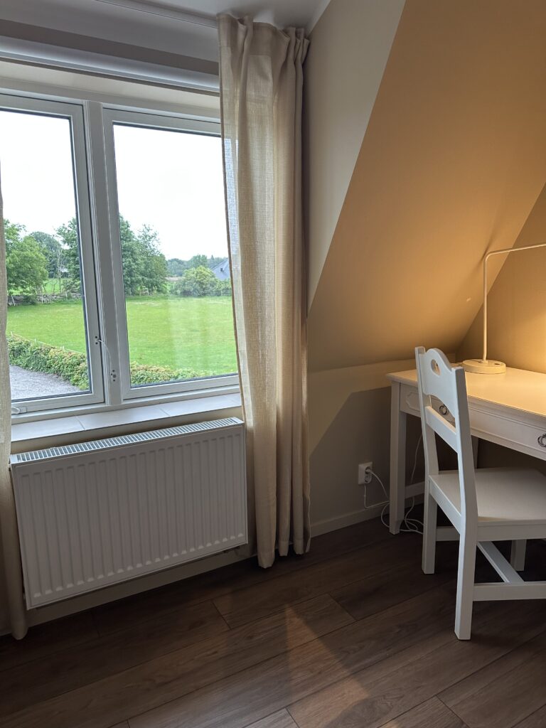 Room 4