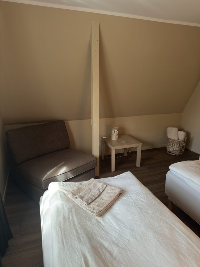 Room 6